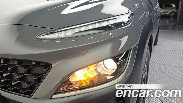 Hyundai Kona 2022 thumb 2