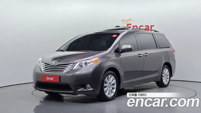 Toyota Sienna 2013 thumb 8