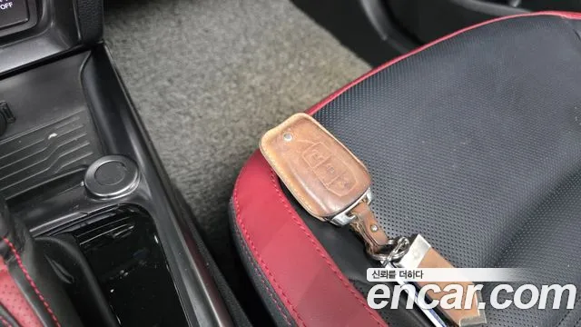 KG_Mobility_Ssangyong TIBOLI 2022 thumb 4