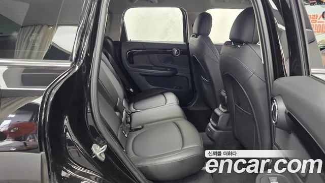 Mini Countryman 2021 thumb 2