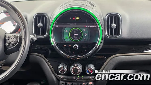 Mini Countryman 2021 thumb 12