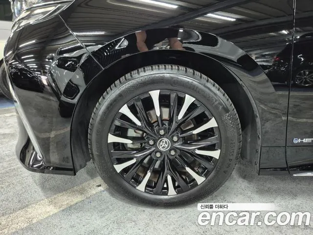 Toyota Alphard 2023 thumb 5