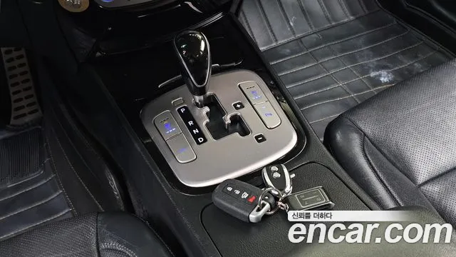 Hyundai Genesis 2012 thumb 6