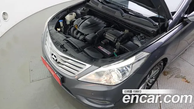 Hyundai Grandeur 2012 thumb 11