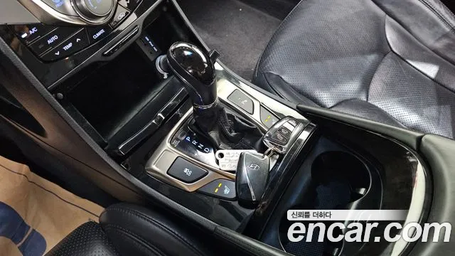Hyundai Grandeur 2012 thumb 10