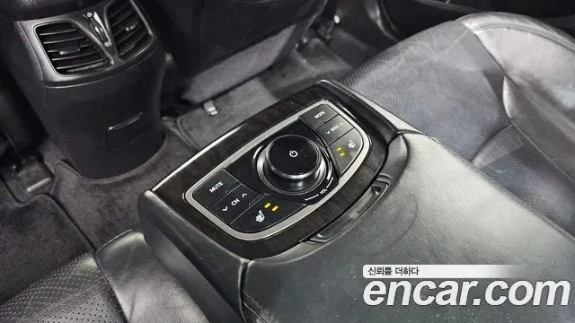 Hyundai Grandeur 2012 thumb 6