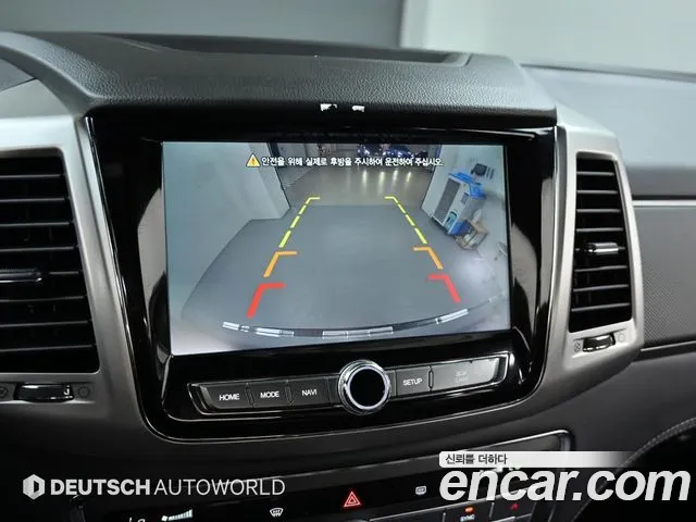 KG_Mobility_Ssangyong Rexton 2019 thumb 2