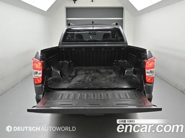 KG_Mobility_Ssangyong Rexton 2019 thumb 3