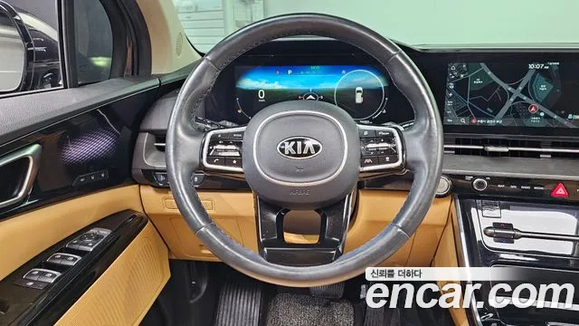 Kia Carnival 2021 thumb 2