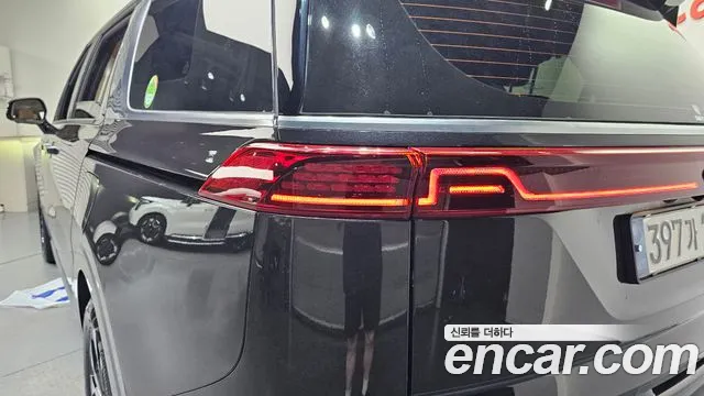 Kia Carnival 2021 thumb 12