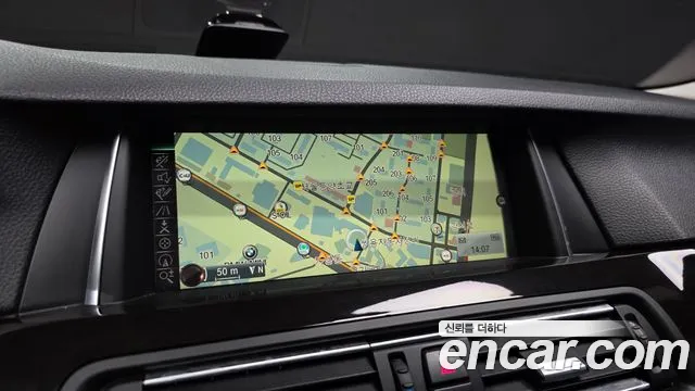 BMW 5 серии 2016 thumb 11