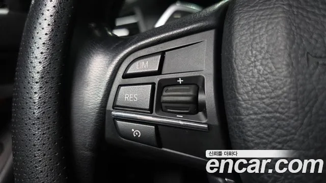 BMW 5 серии 2016 thumb 10