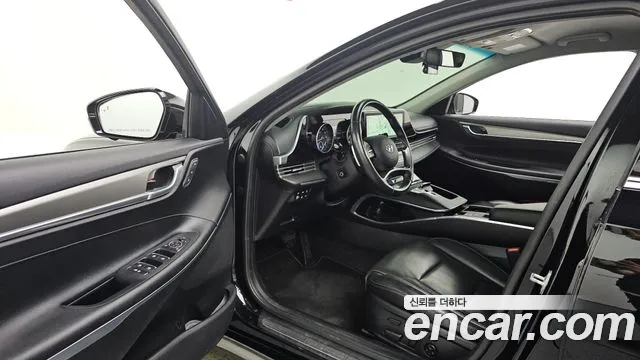 Hyundai Grandeur 2021 thumb 2
