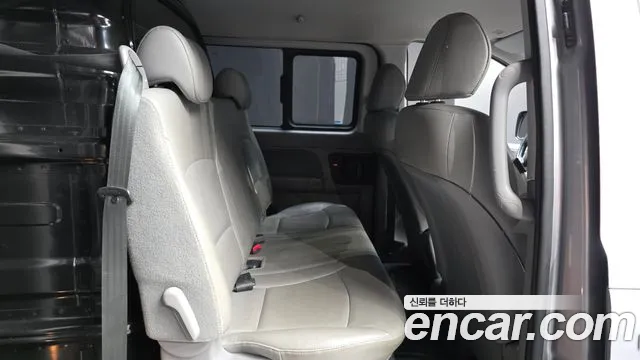 Hyundai Starex 2021 thumb 7