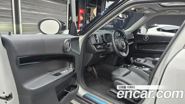 Mini Countryman 2021 thumb 3