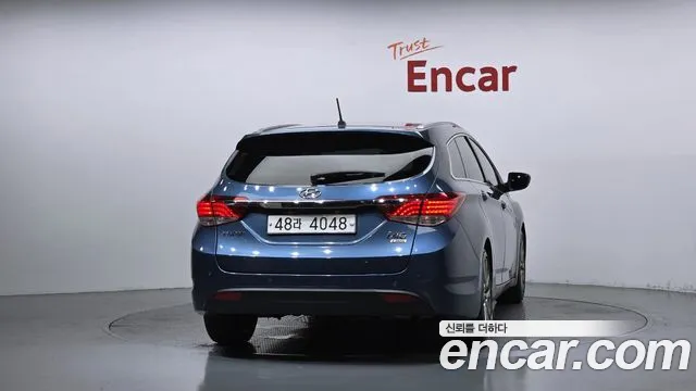Hyundai i40 2015 thumb 3