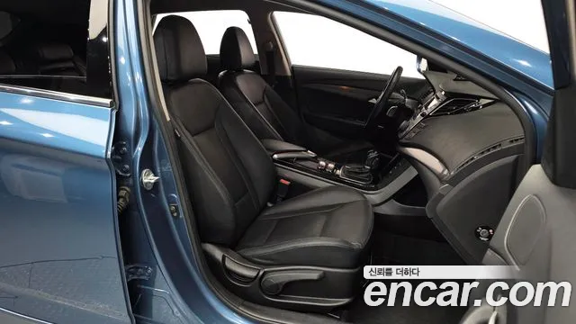 Hyundai i40 2015 thumb 8