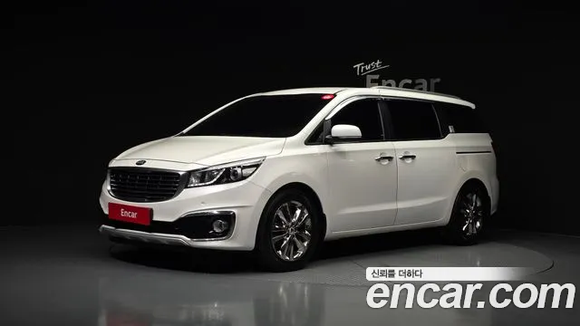 Kia Carnival 2015 thumb 9