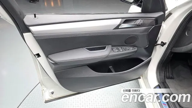 BMW X3 2016 thumb 4