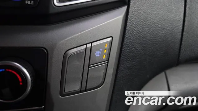 Hyundai Starex 2016 thumb 5
