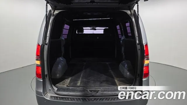 Hyundai Starex 2016 thumb 9