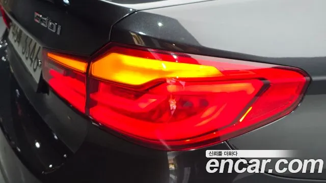 BMW 5 серии 2017 thumb 5