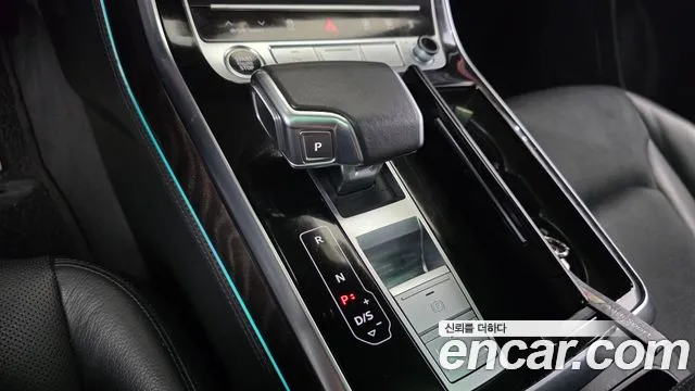 Audi Q8 2022 thumb 4
