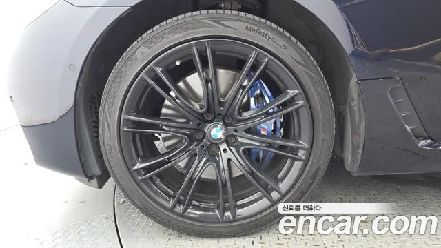 BMW Gran Turismo 2018 thumb 6