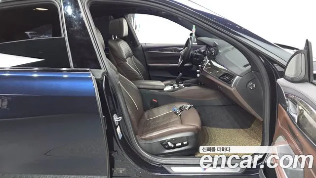 BMW Gran Turismo 2018 thumb 9