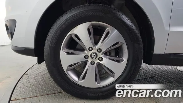 Hyundai Santa Fe 2012 thumb 9