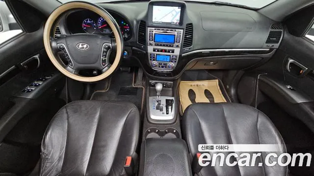 Hyundai Santa Fe 2012 thumb 3