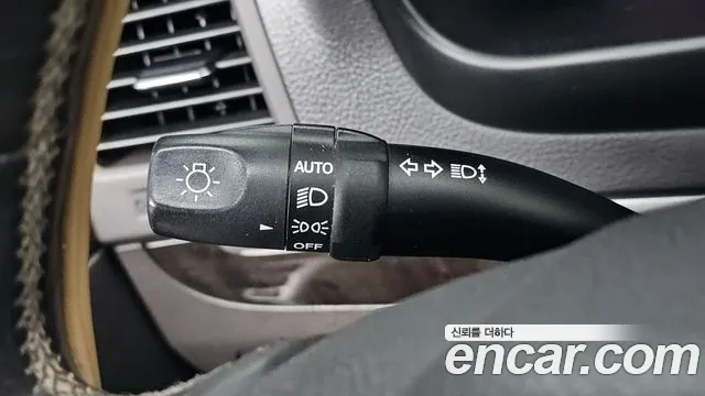 Hyundai Santa Fe 2012 thumb 11
