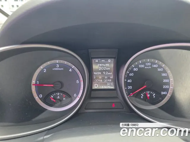 Hyundai Santa Fe 2012 thumb 12