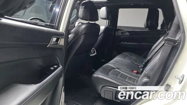 KG_Mobility_Ssangyong Rexton 2017 thumb 11