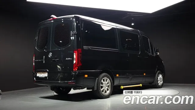 Mercedes-Benz Sprinter 2019 thumb 7
