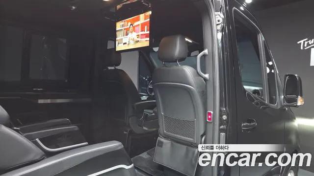 Mercedes-Benz Sprinter 2019 thumb 11