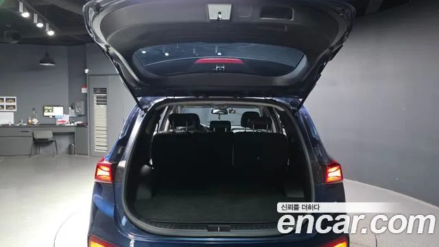 Hyundai Santa Fe 2019 thumb 7