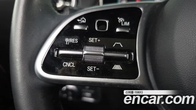 Mercedes-Benz GLB 2020 thumb 12