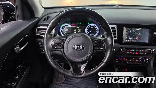 Kia Niro 2016 thumb 12
