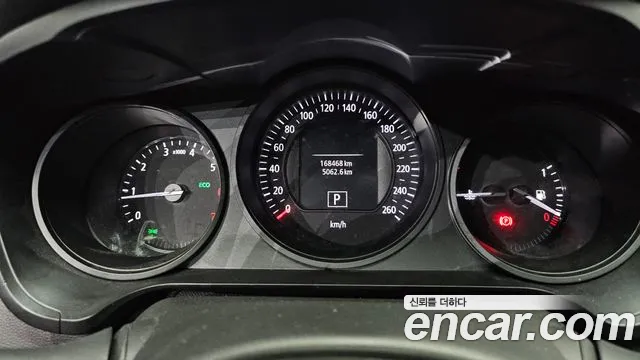 Renault Megane 2018 thumb 11