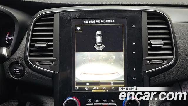 Renault Megane 2018 thumb 5