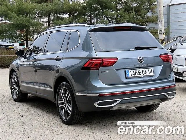 Volkswagen Tiguan 2023 thumb 3