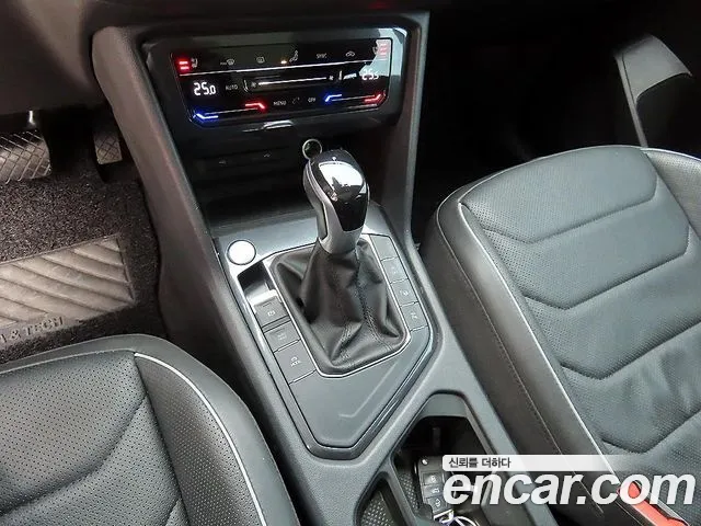 Volkswagen Tiguan 2023 thumb 10