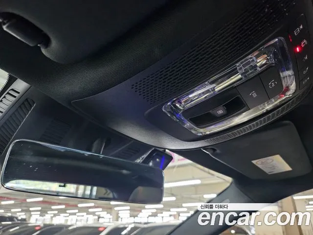 Mercedes-Benz GLA 2023 thumb 9