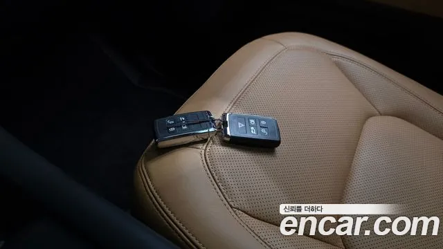 Land Rover Defender 2023 thumb 11