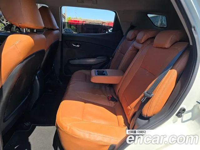 KG_Mobility_Ssangyong TIBOLI 2017 thumb 4