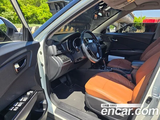 KG_Mobility_Ssangyong TIBOLI 2017 thumb 11