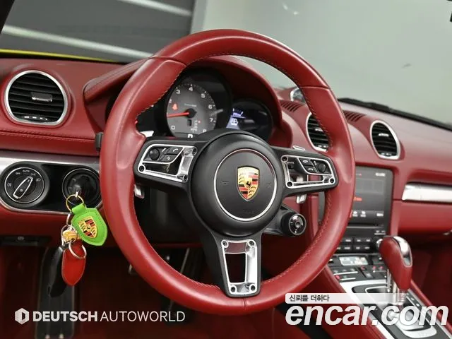 Porsche Cayman 2021 thumb 9