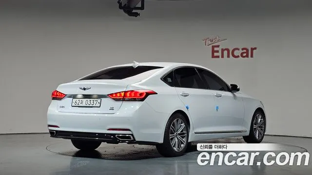 Genesis G80 2016 thumb 9