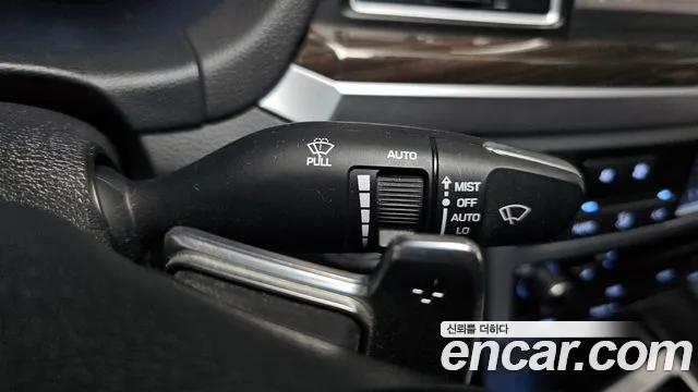 Genesis G80 2016 thumb 6